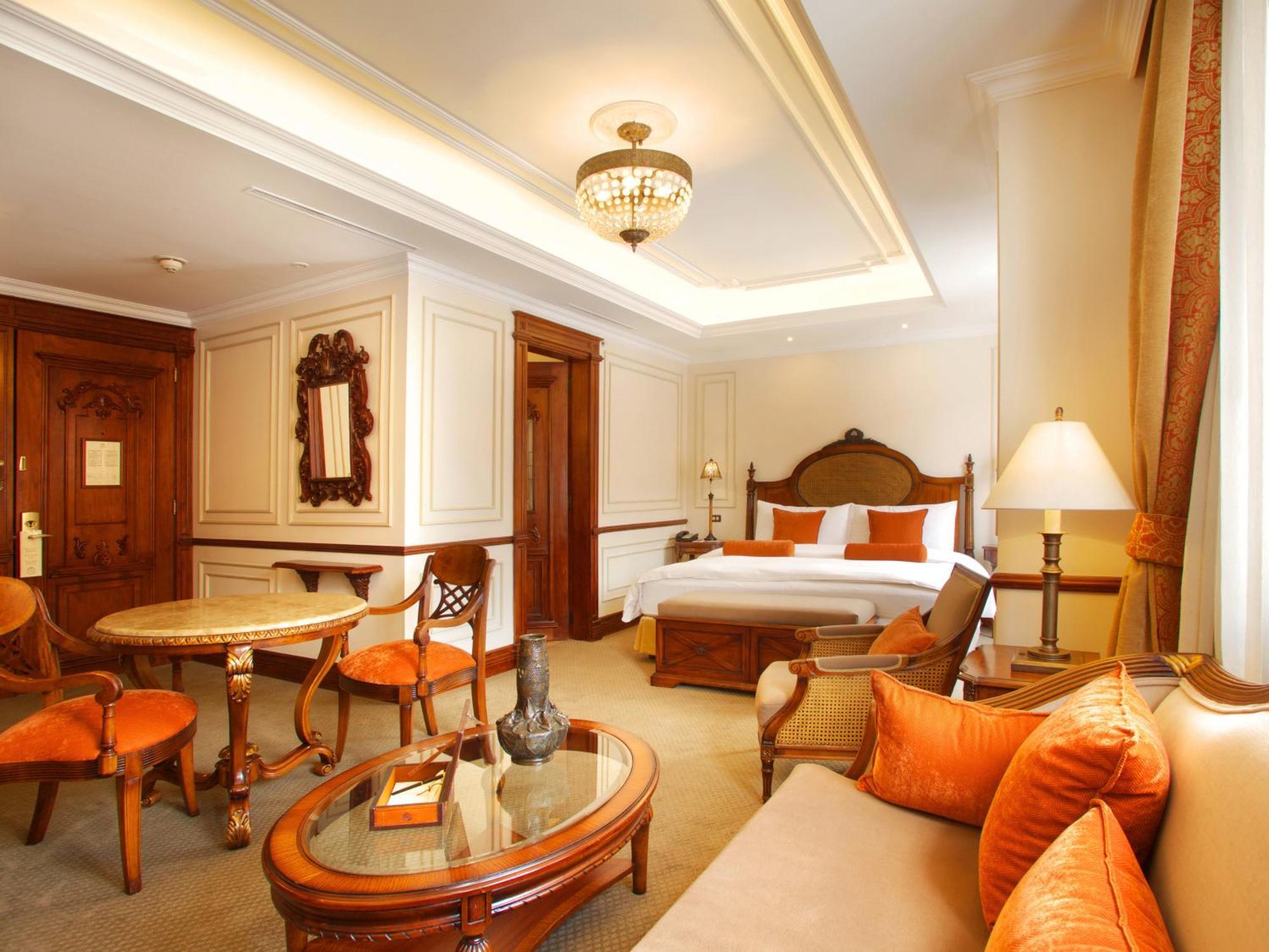 Plaza Grande Hotel Quito Esterno foto